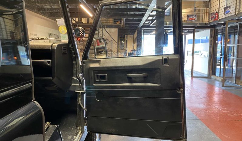 LAND ROVER – DEFENDER 90 – TD4 – E plein