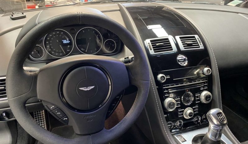 ASTON MARTIN V12 VANTAGE CARBON BLACK BVM full