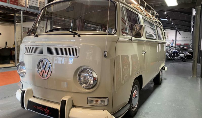 VOLKSWAGEN COMBI – T2 – 1972 plein