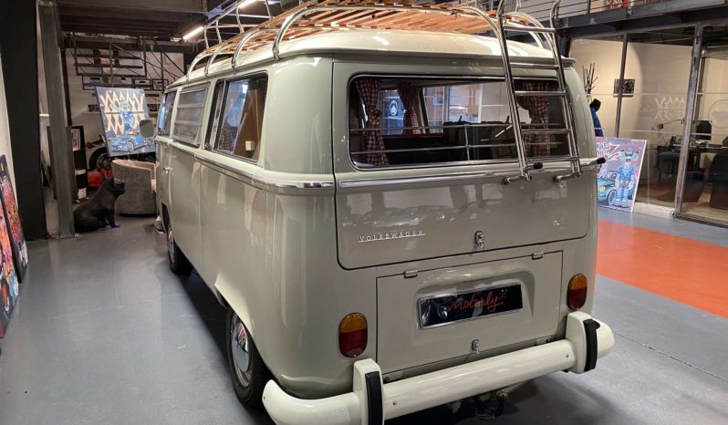 VOLKSWAGEN COMBI – T2 – 1972 full