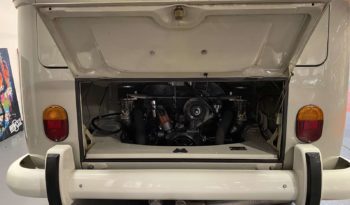 VOLKSWAGEN COMBI – T2 – 1972 plein