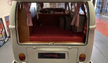 VOLKSWAGEN COMBI – T2 – 1972 plein
