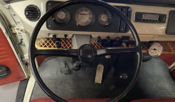 VOLKSWAGEN COMBI – T2 – 1972 plein