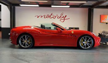 FERRARI CALIFORNIA V8 4.3 – 490 CH plein