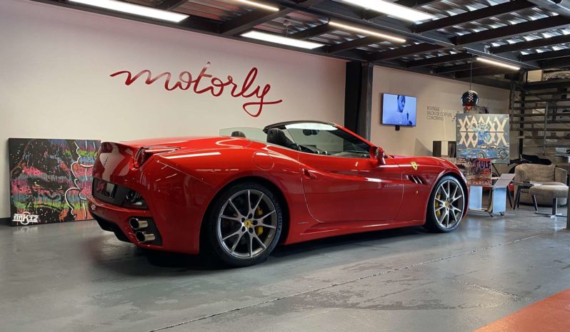 FERRARI CALIFORNIA V8 4.3 – 490 CH plein