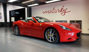 FERRARI CALIFORNIA V8 4.3 – 490 CH plein