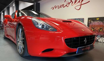 FERRARI CALIFORNIA V8 4.3 – 490 CH plein
