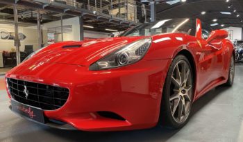 FERRARI CALIFORNIA V8 4.3 – 490 CH plein