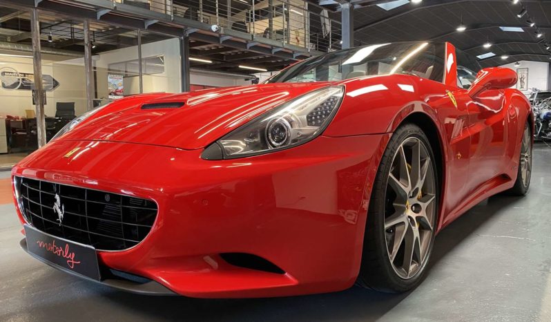 FERRARI CALIFORNIA V8 4.3 – 490 CH plein