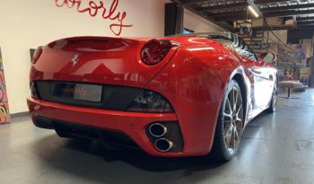 FERRARI CALIFORNIA V8 4.3 – 490 CH plein