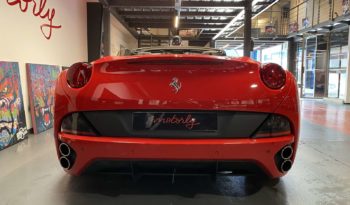FERRARI CALIFORNIA V8 4.3 – 490 CH plein