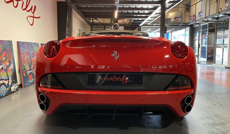 FERRARI CALIFORNIA V8 4.3 – 490 CH plein
