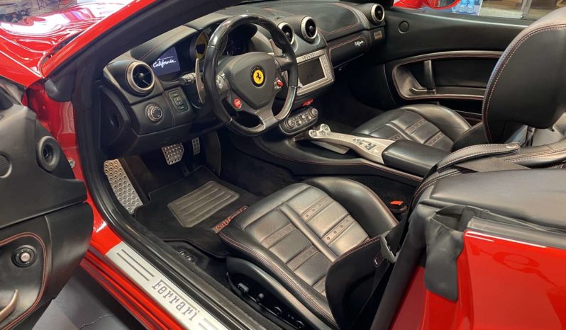 FERRARI CALIFORNIA V8 4.3 – 490 CH plein