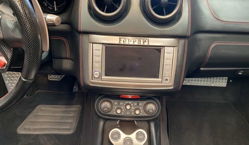 FERRARI CALIFORNIA V8 4.3 – 490 CH plein