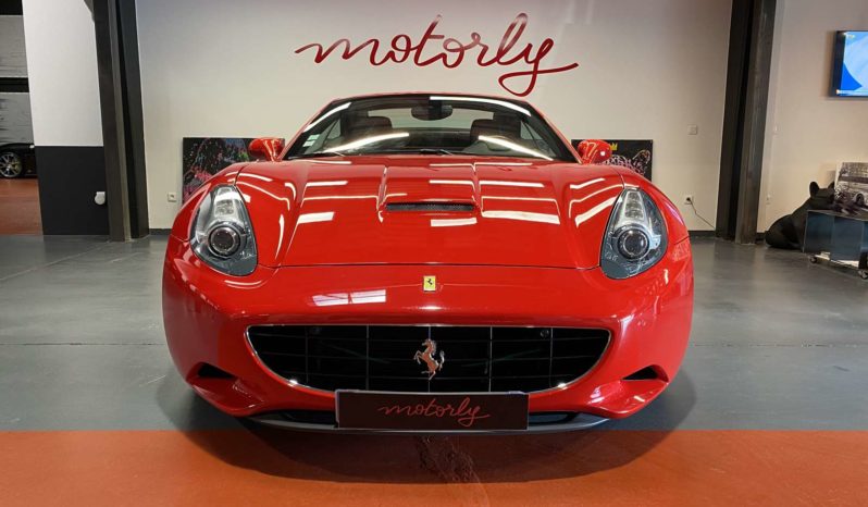 FERRARI CALIFORNIA V8 4.3 – 490 CH plein