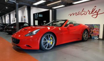 FERRARI CALIFORNIA V8 4.3 – 490 CH plein