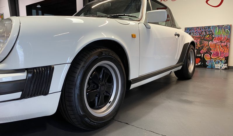 PORSCHE – 911 – 3.2 – TARGA – 231 CH – G50 – BVM plein