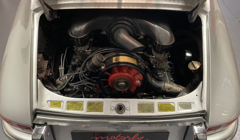 PORSCHE – 911 T – 2.2 – 1970 – BVM4 – 125 CH plein