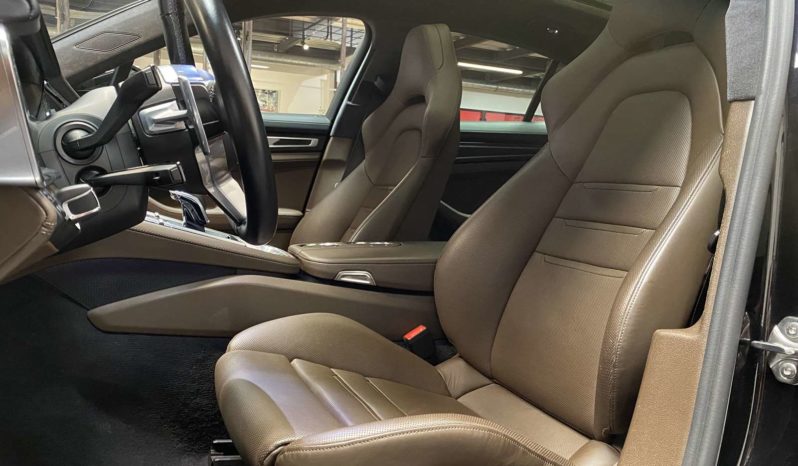 PORSCHE PANAMERA TURBO S E-HYBRIDE – 680 CH plein