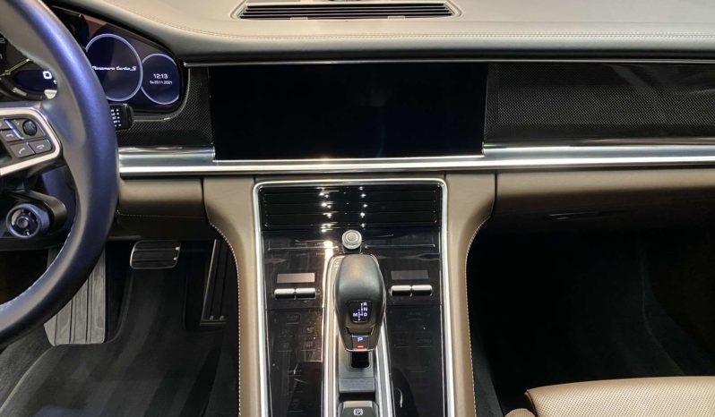 PORSCHE PANAMERA TURBO S E-HYBRIDE – 680 CH plein