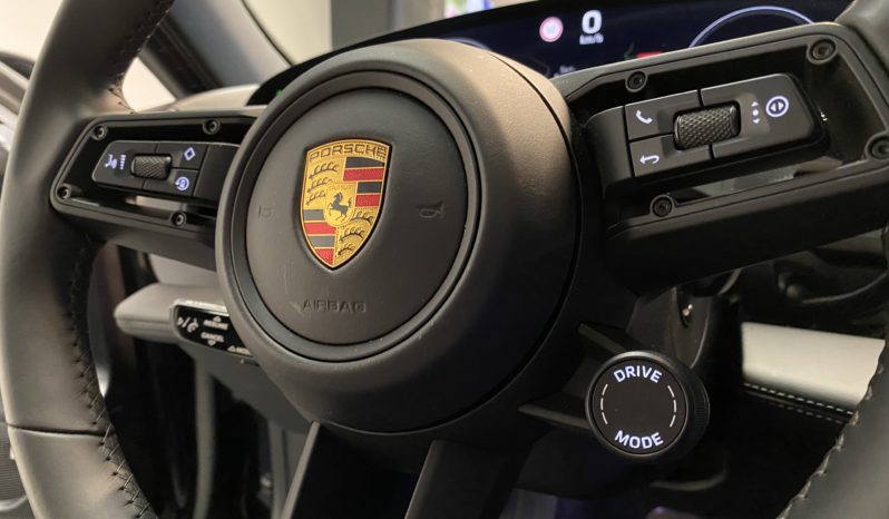 PORSCHE TAYCAN – 476 CH – PERFORMANCE PLUS – MY 22 plein