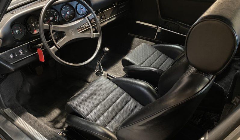 Porsche 911 S – 2.0 L 170 CH – 1969 plein