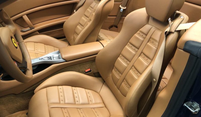 FERRARI – CALIFORNIA – V8 4.3 – 490CH – ROB7 plein