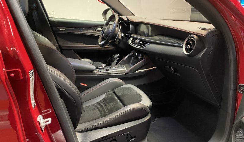 ALFA ROMEO STELVIO QUADRIFOGLIO Q4 2.9 V6 510CH AT8 plein