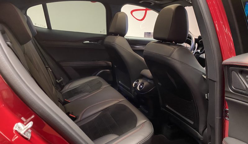 ALFA ROMEO STELVIO QUADRIFOGLIO Q4 2.9 V6 510CH AT8 plein