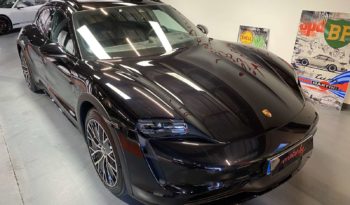 PORSCHE TAYCAN CROSS TURISMO 4 – 476 CH – PERFORMANCE PLUS – MY 22 plein
