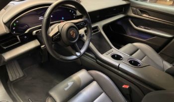 PORSCHE TAYCAN CROSS TURISMO 4 – 476 CH – PERFORMANCE PLUS – MY 22 plein