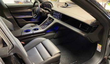 PORSCHE TAYCAN CROSS TURISMO 4 – 476 CH – PERFORMANCE PLUS – MY 22 plein