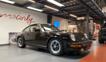 PORSCHE 911 SC 3.0 – BVM- 180 CH plein