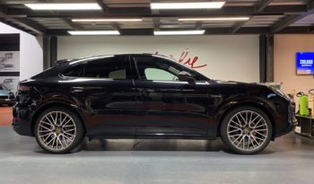 PORSCHE CAYENNE COUPE E-HYBRID 3.0 – V6 – 462 CH plein