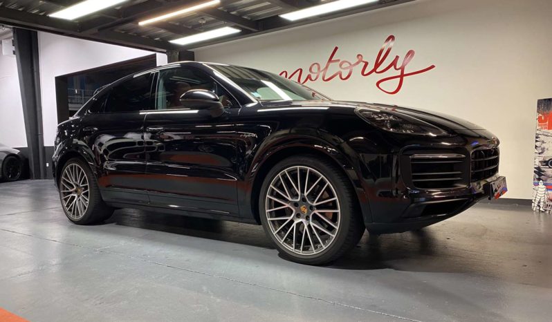 PORSCHE CAYENNE COUPE E-HYBRID 3.0 – V6 – 462 CH plein