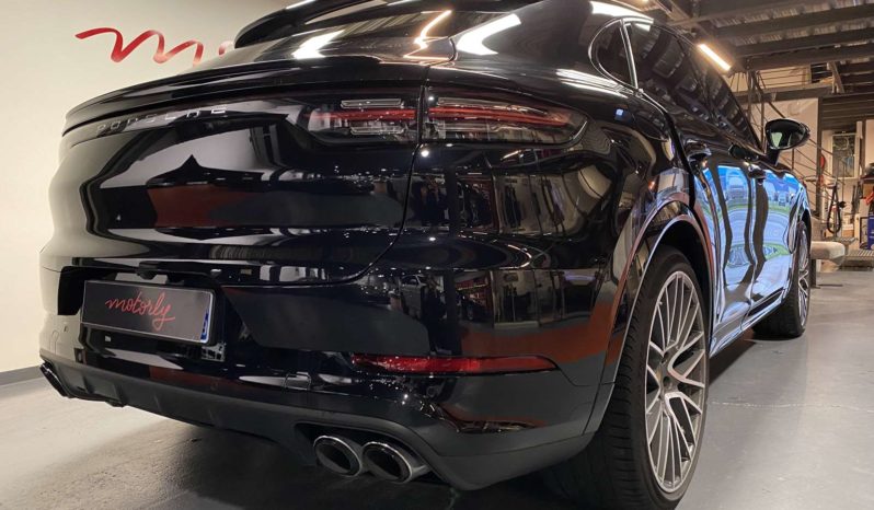 PORSCHE CAYENNE COUPE E-HYBRID 3.0 – V6 – 462 CH plein