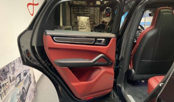 PORSCHE CAYENNE COUPE E-HYBRID 3.0 – V6 – 462 CH plein