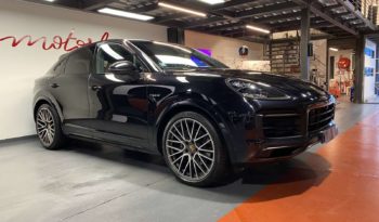 PORSCHE CAYENNE COUPE E-HYBRID 3.0 – V6 – 462 CH plein