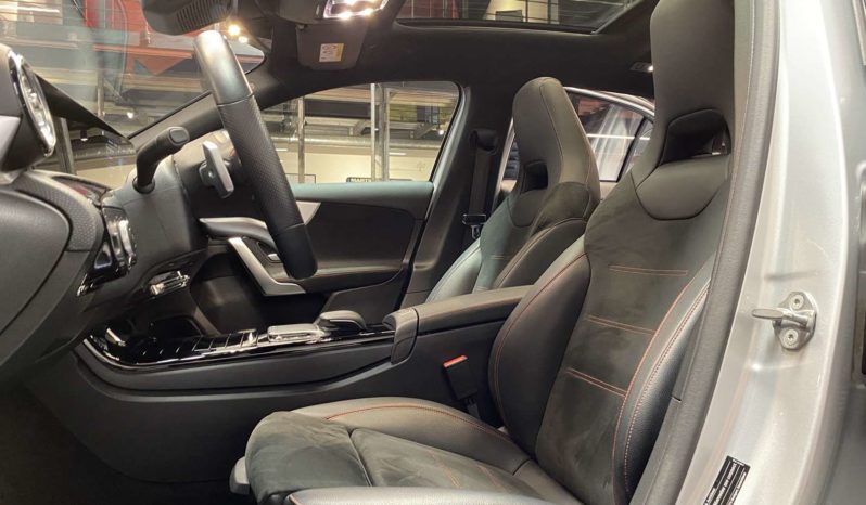 MERCEDES BENZ A 250 E AMG LINE – 218 CH – 8G-DCT plein