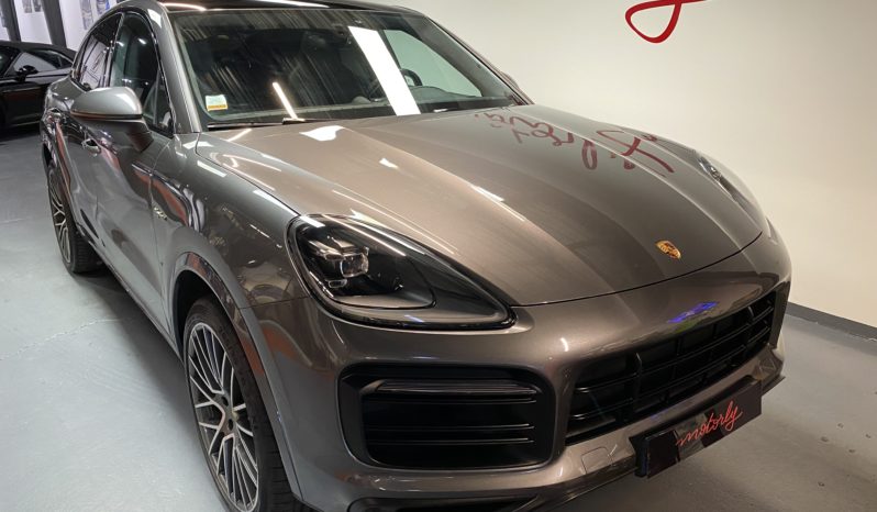 PORSCHE CAYENNE COUPE E-HYBRID 3.0 – V6 – 462 CH plein