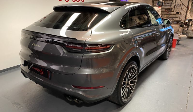 PORSCHE CAYENNE COUPE E-HYBRID 3.0 – V6 – 462 CH plein