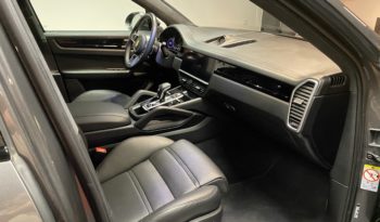 PORSCHE CAYENNE COUPE E-HYBRID 3.0 – V6 – 462 CH plein