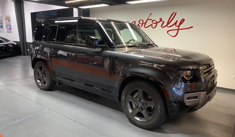 LAND ROVER DEFENDER 110 – 3.0 – D300 X-DYNAMIC SE plein