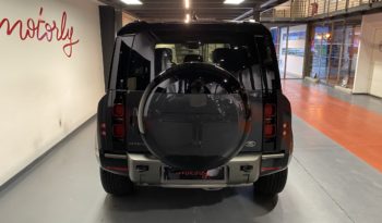 LAND ROVER DEFENDER 110 – 3.0 – D300 X-DYNAMIC SE plein