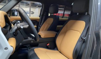 LAND ROVER DEFENDER 110 – 3.0 – D300 X-DYNAMIC SE plein