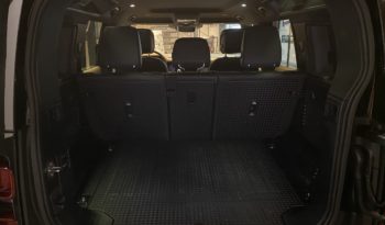 LAND ROVER DEFENDER 110 – 3.0 – D300 X-DYNAMIC SE plein