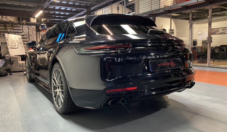 PORSCHE – PANAMERA SPORT TURISMO 4 – E-HYBRID – 3.0 – V6 – 462 CH plein