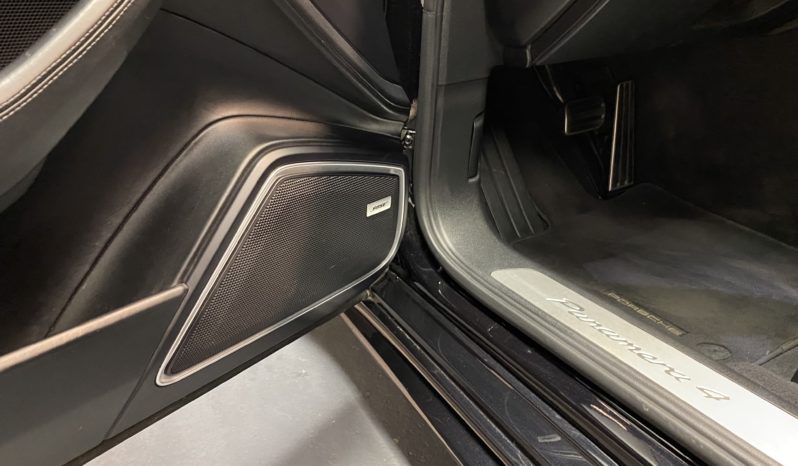 PORSCHE – PANAMERA SPORT TURISMO 4 – E-HYBRID – 3.0 – V6 – 462 CH plein