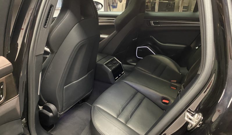 PORSCHE – PANAMERA SPORT TURISMO 4 – E-HYBRID – 3.0 – V6 – 462 CH plein
