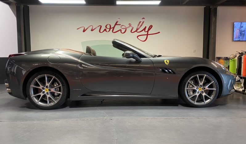 FERRARI – CALIFORNIA – 4.3 – V8 – 460 CH plein